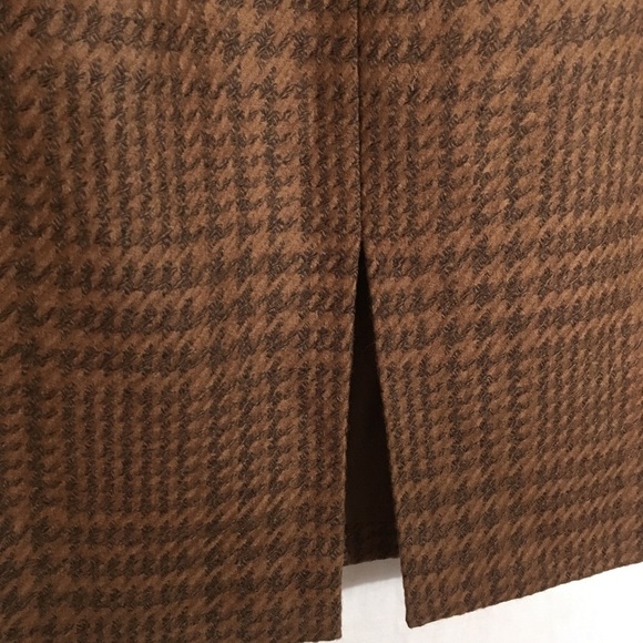 M. Keller Wool Houndstooth Plaid Pencil Skirt - Picture 2 of 8